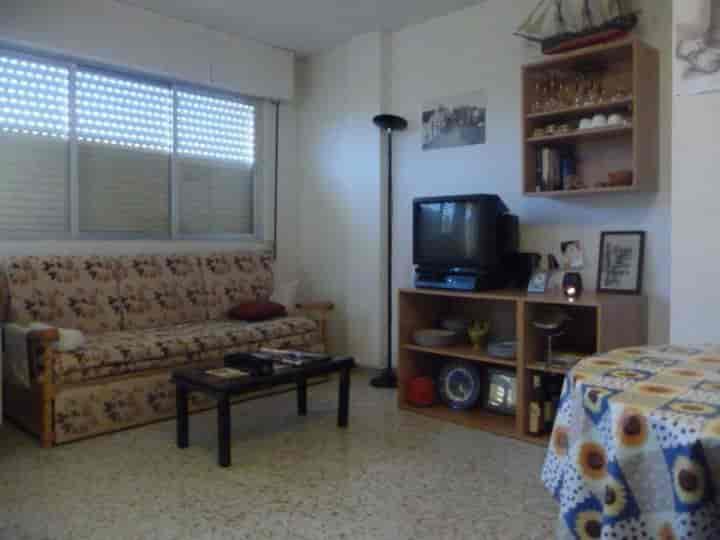 Charming 644 sq ft Apartment for Sale in Monzón de Campos