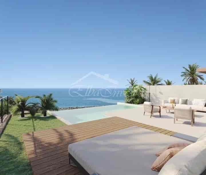 Stunning Penthouse in Callao Salvaje with Sea Views