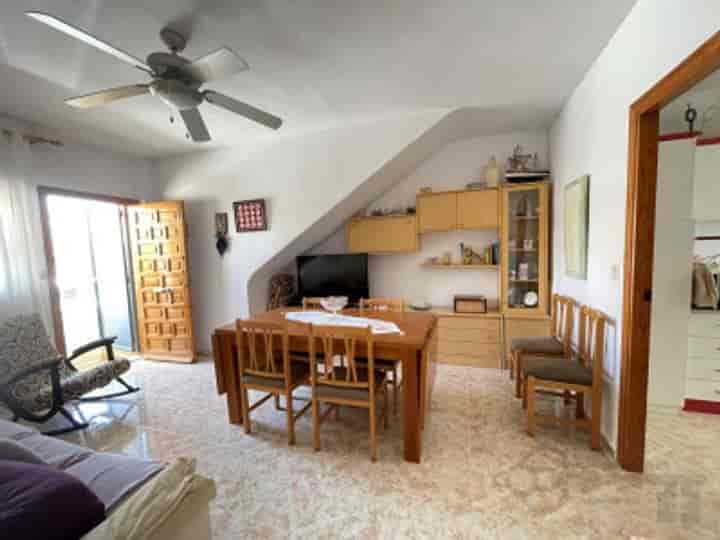 Charming Ground Floor Flat in Los Nietos – Steps from the Beach!