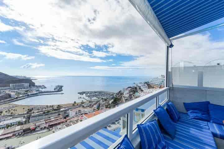 Stunning Beachfront Apartment in Puerto Rico, Gran Canaria