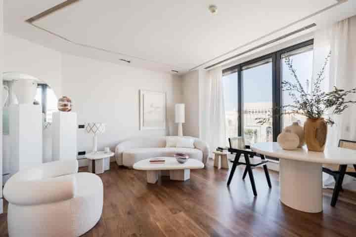 Stunning Modern Apartment in El Viso, Madrid