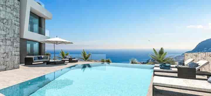 Stunning Luxury Villa with Sea Views in Calpe