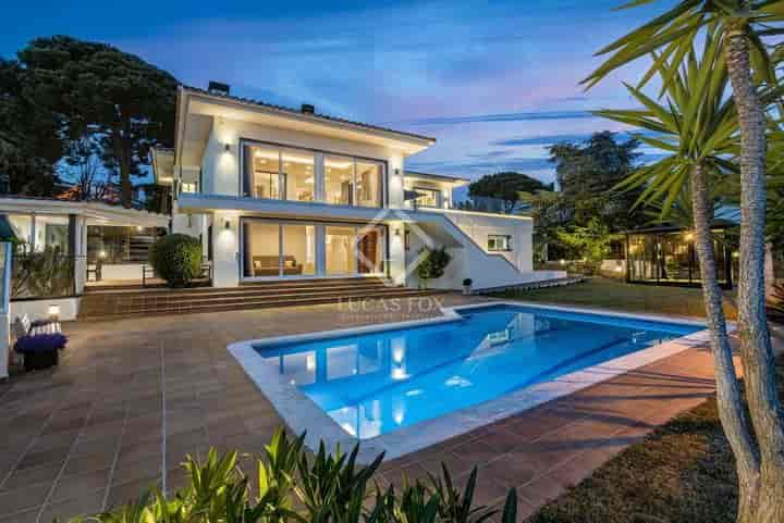 Stunning Sea View Home in Can Teixidó, Barcelona