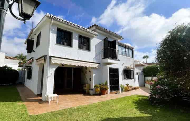 Charming Detached Villa in Benalmádena Costa, Costa del Sol