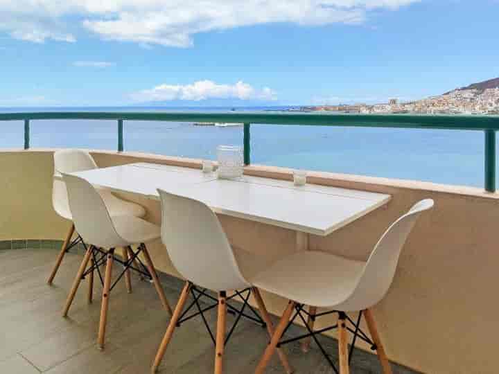 Stunning Oceanfront Apartment in Los Cristianos