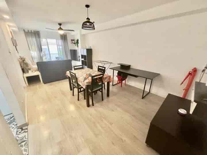 Charming 2-Bedroom Apartment in the Heart of Centro, Ant Center