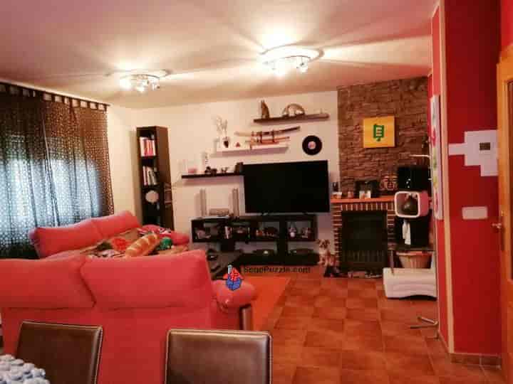 Stunning Semi-Detached Chalet in Palazuelos de Eresma, Near Segovia