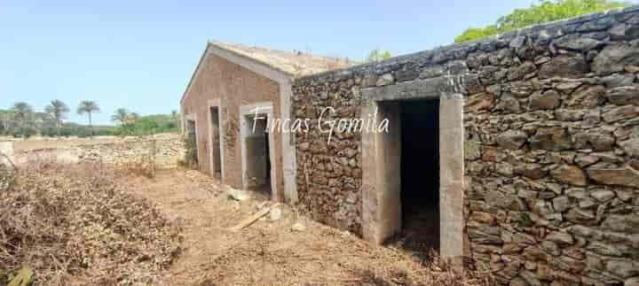 Charming Ruins in the Countryside - Perfect for Restoration in [Location]