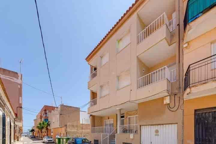 Beachfront Bliss: Stunning 4-Bedroom Penthouse in Los Alcázares