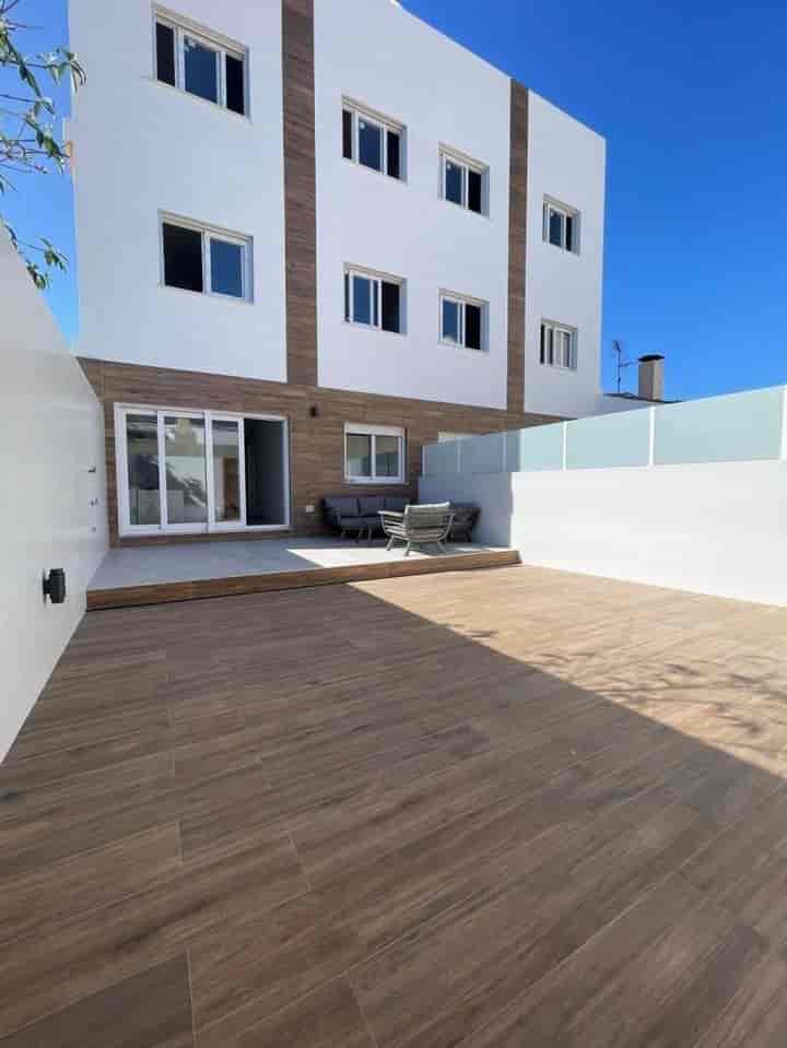 Stunning New Apartments with Sea Views in Sunny Location