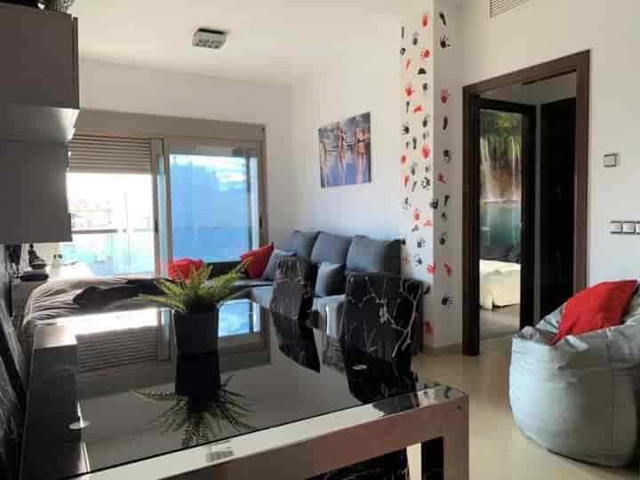 Modern 3-Bedroom Apartment in Vera Pueblo