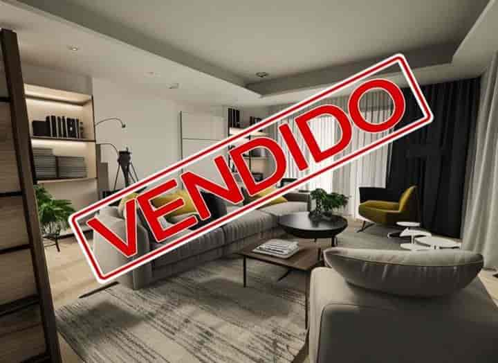 Spacious Renovation Opportunity in San Fernando de Henares