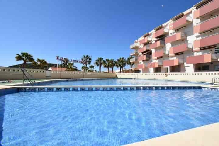 Cozy Coastal Apartment in Puerto de Mazarrón - Just Steps from the Beach!