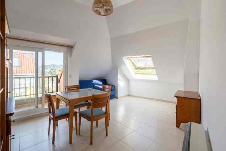 Charming Penthouse with Garage in Miño, Perfect for Coastal Living!