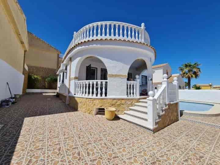 Stunning Independent Home with Private Pool in Chalsanpofer