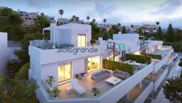 Modern Comfort in Estepona - 2 & 3 Bedroom Apartments Near Golf Courses