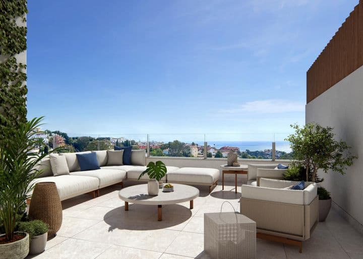 Idyllic 3-Bedroom Home with Breathtaking Views