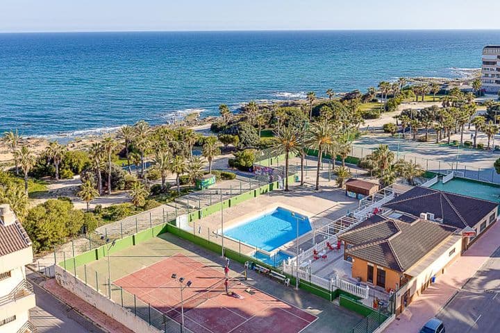 Charmig lägenhet nära La Mata Strand i Torrevieja