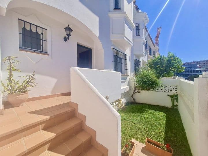 Maison de ville de charme avec terrasse sur le toit à Torremolinos