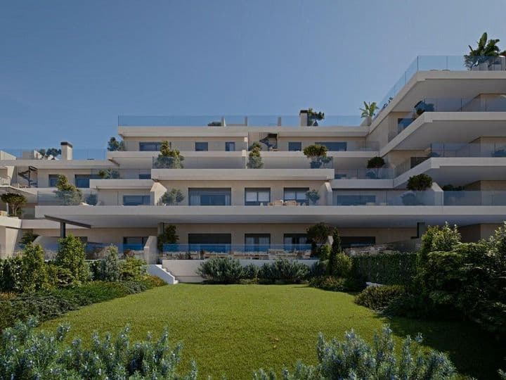 Luxury Living in Estepona: Your Dream Boutique Apartment Awaits