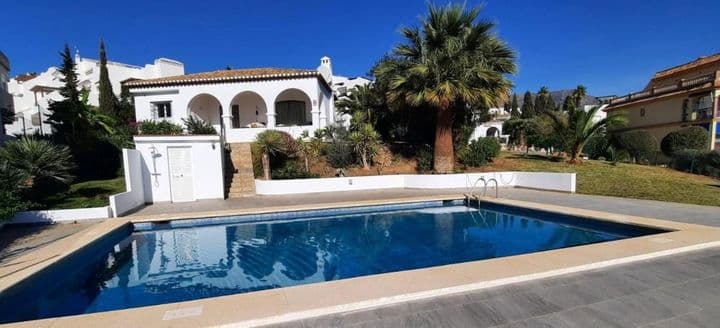 Charming One-Level Villa em Mijas Golf - Stunning Sea & Golf Views!