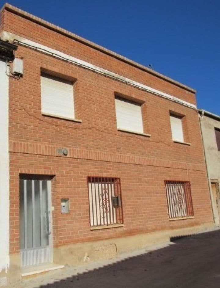 Spacious 7-Bedroom House in Monteagudo de las Vicarias, Soria