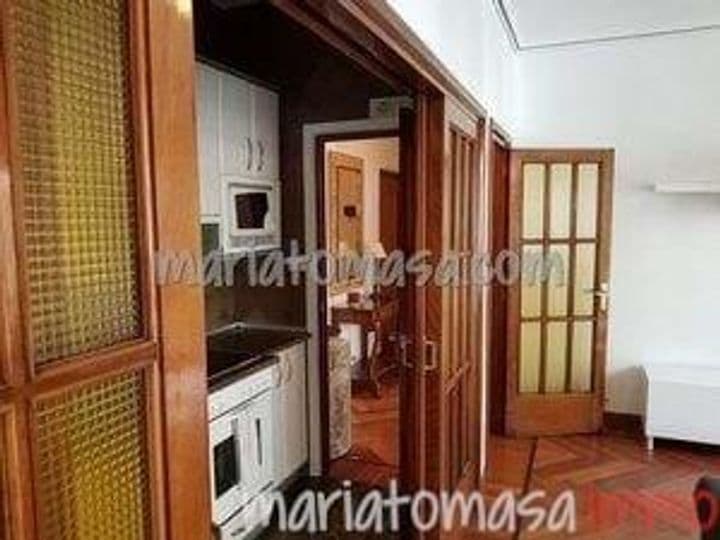 Charming Apartment in Bilbao - Perfect for Singles or Couples