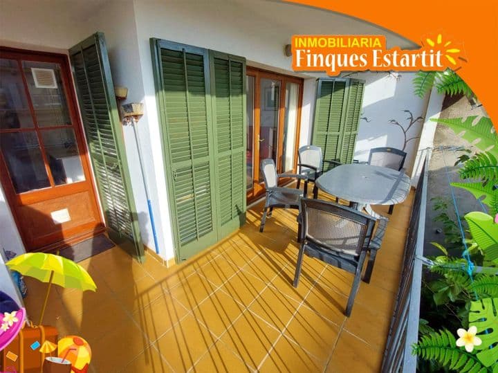 Spacious 3-Bedroom Flat in the Heart of the City - Perfect for Beach Lovers!