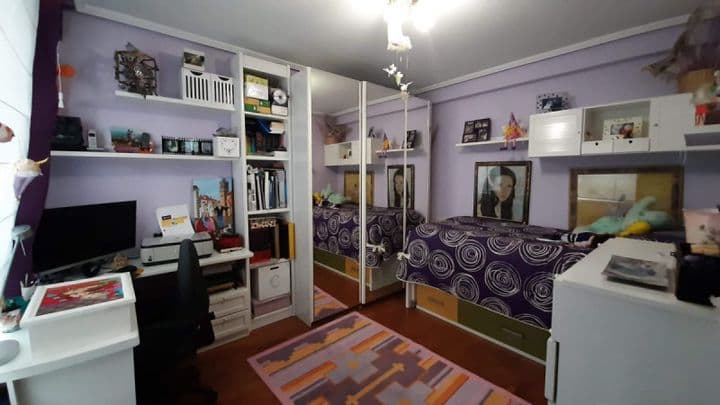 Charming Duplex for Sale on Pintor Salvador Azpiazu - Perfect for Families!