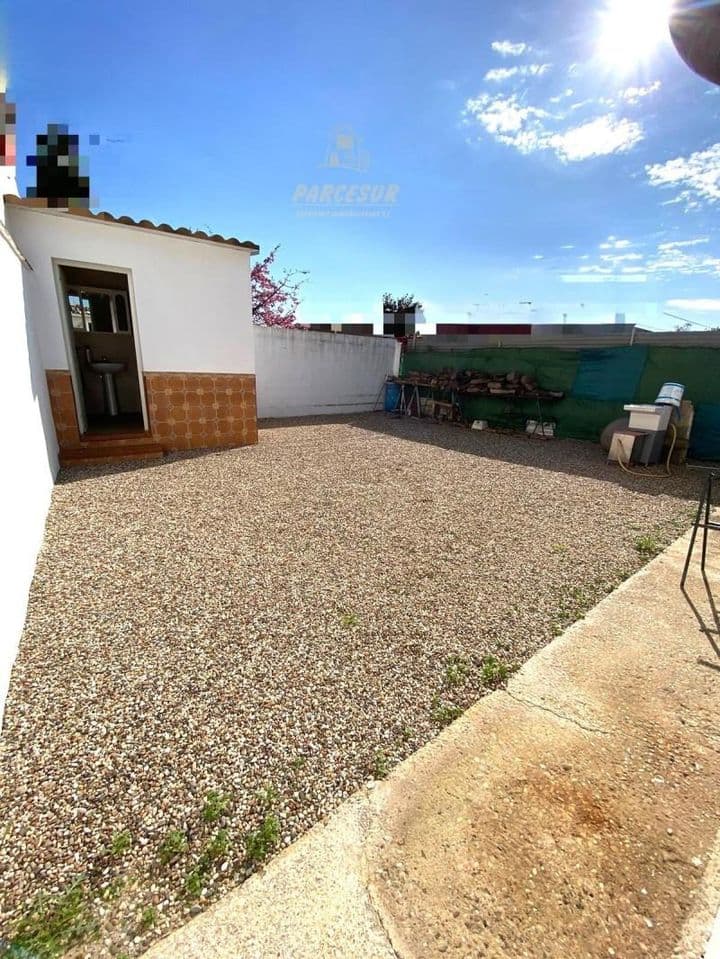 Charming Getaway in Majaneque Near Bar Ramón - 150m² Lot!