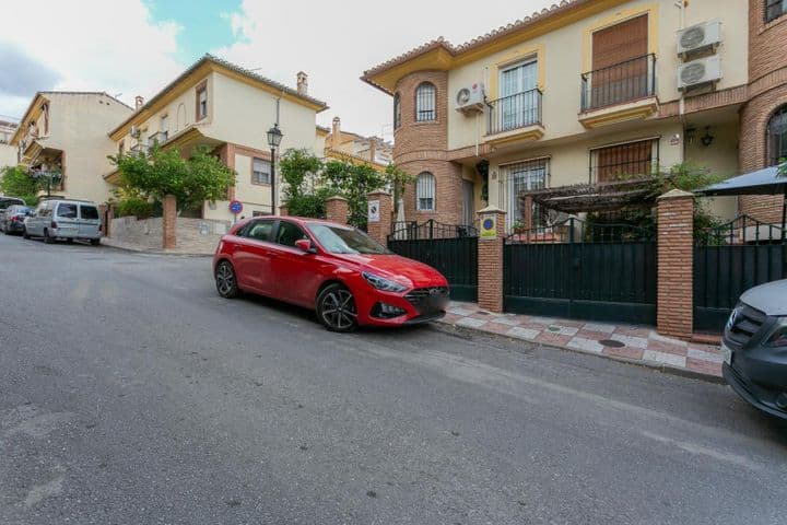 Charming Corner Townhouse in the Heart of the Village