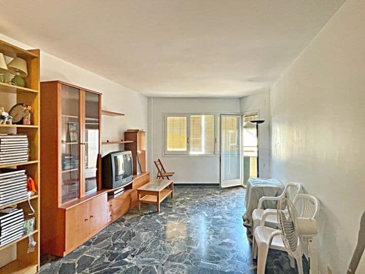 Spacious 4-Bedroom Apartment in Charming Xerta - Just 15 Minutes from Tortosa