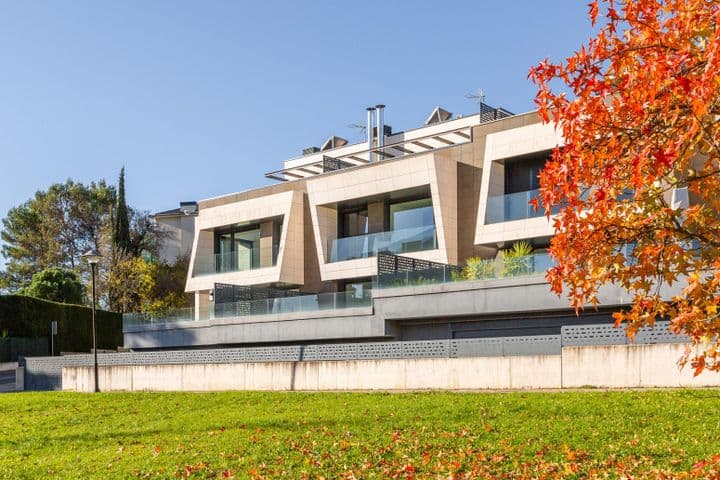 Moderna Casa Pareada en Beloso, Pamplona-Iruña