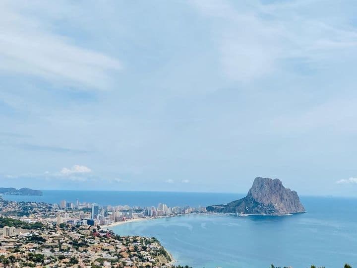 Stunning New Villa with Ocean Views in Calpe