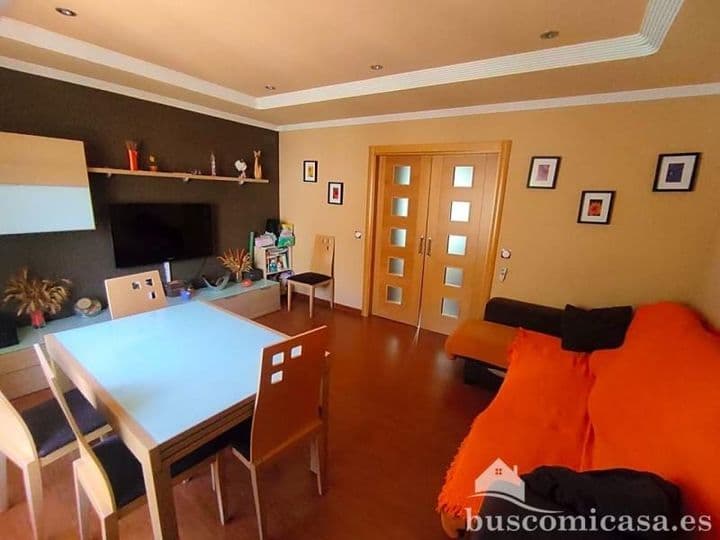 Charming 3-Bedroom Flat in Central Linares - Paseo de Linarejos