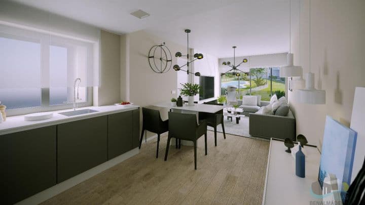 New Contemporary Resort Home i lugnt paradis