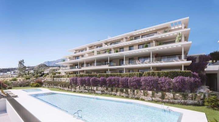 Stunning 2 & 3 Bedroom Apartments in Estepona