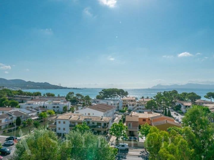 Charming Beachfront Duplex in Puerto de Alcudia