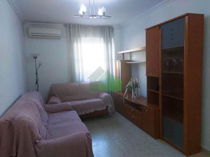 Bright and Spacious Ground Floor Apartment in Montijo, Badajoz