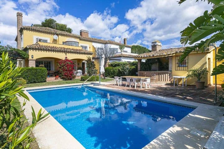 Charming Beachside Home in Marbella