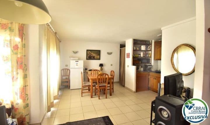 Charming 1-Bedroom Apartment in Santa Margarita, Costa Brava