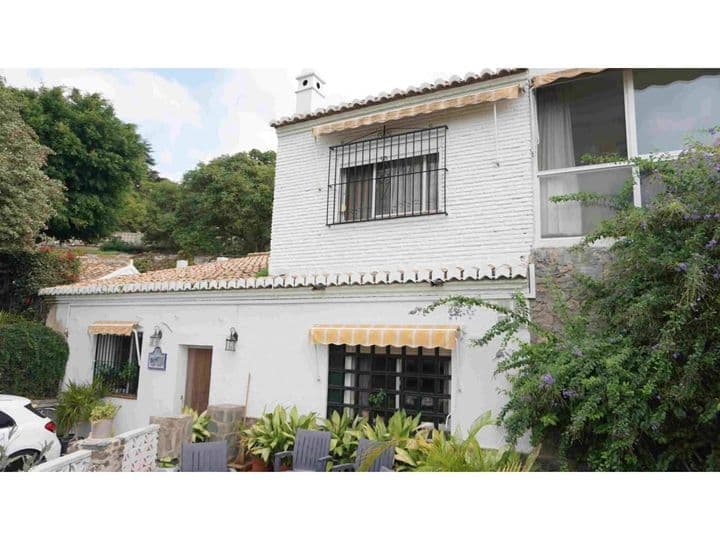 Charming 3-Bedroom House in San Juan, Almuñécar