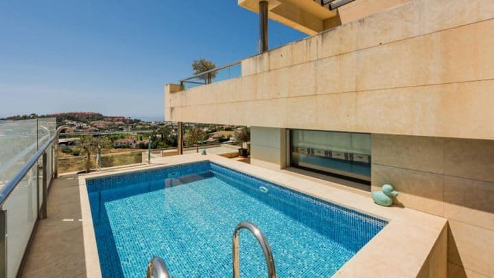 Schönes Duplex Penthouse in Nueva Andalucía, Marbella