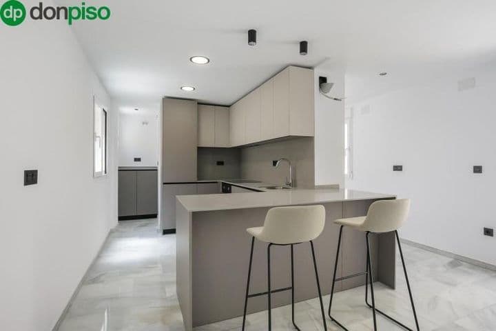 Stylish Duplex Penthouse in San Lázaro, 04606