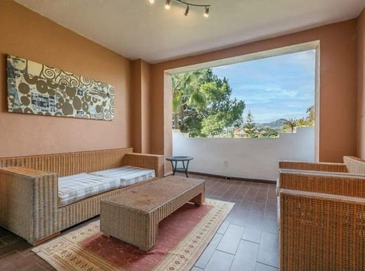 Luxury 2-Bedroom Apartment in Guadalmina Alta