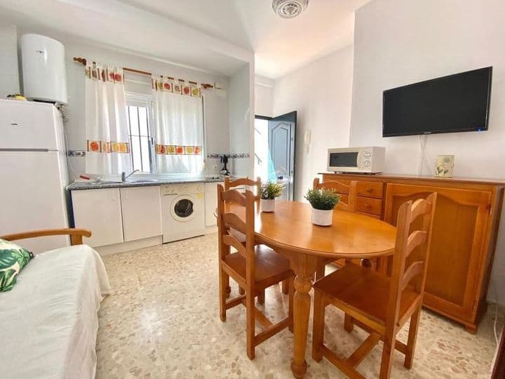 Charming Ground Floor Apartment in Coastal Marbella