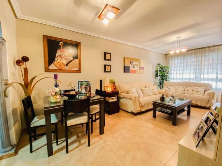 Charming Apartment in Aguilas with Terrace and Great Amenities