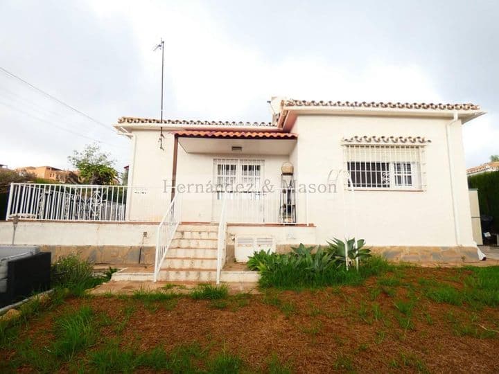 Charming Corner House in a Prime Location