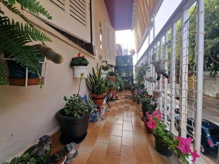 Charming Apartment Steps from the Beach in El Molinar, Palma de Mallorca