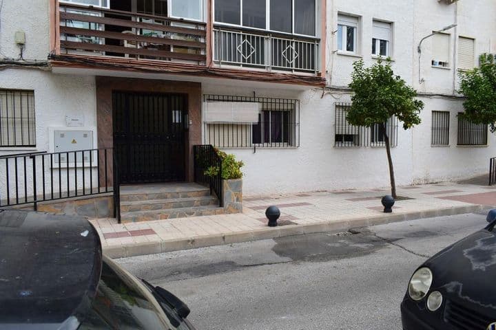 Cozy Ground Floor Apartment in Arroyo de la Miel - Just a 5-Minute Walk from the Train Station!